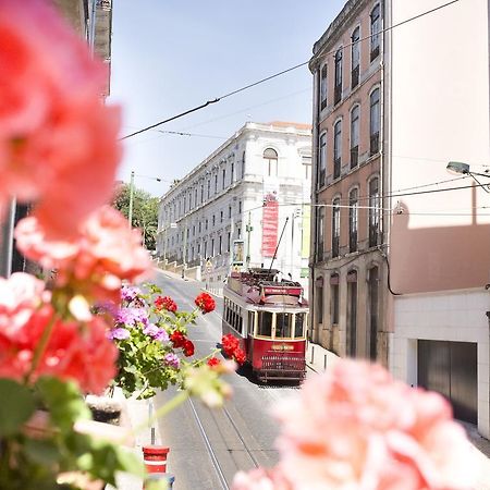 فندق Residencial Valentina Lisboa المظهر الخارجي الصورة Lisbon tram