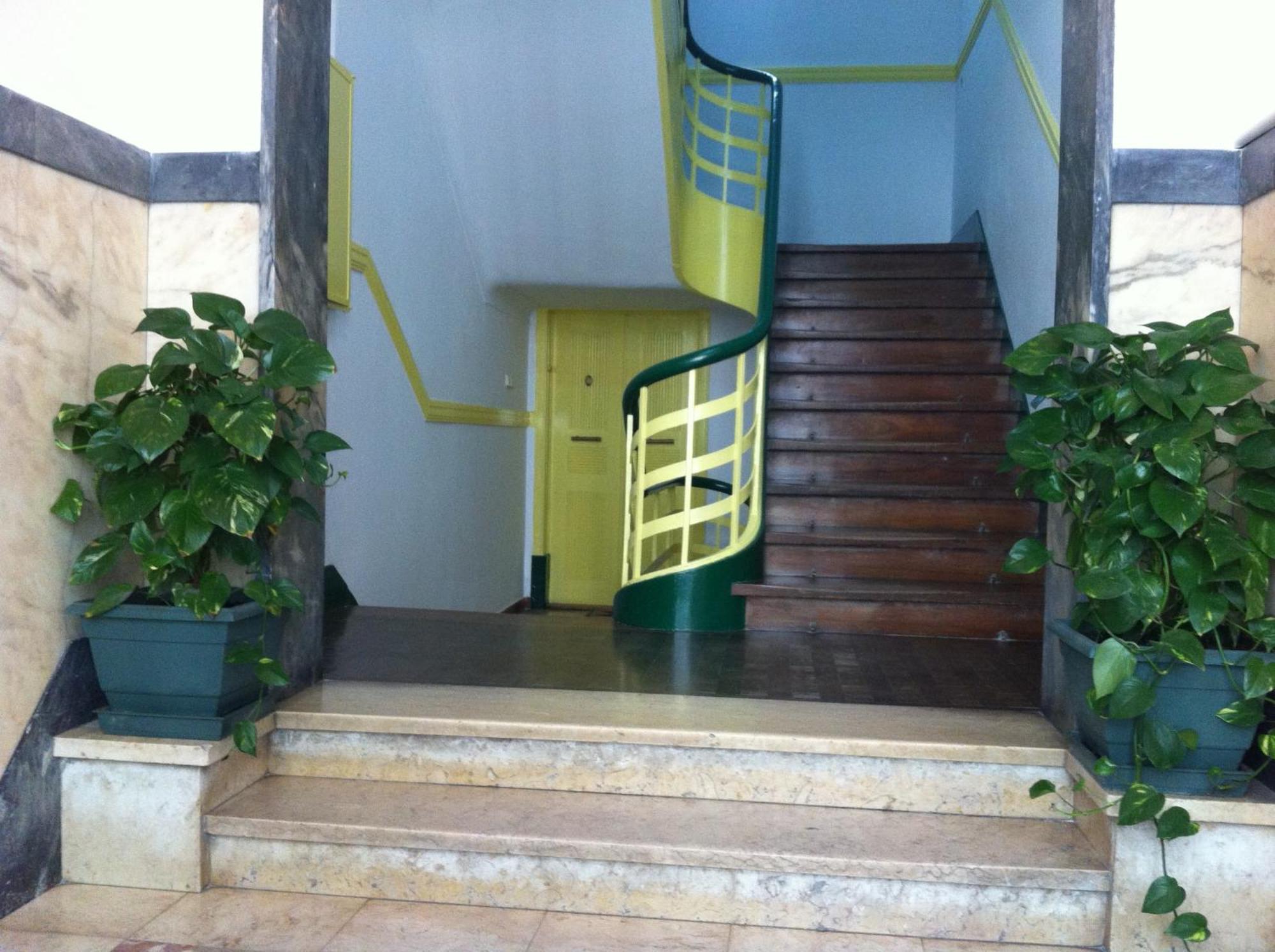 فندق Residencial Valentina Lisboa المظهر الخارجي الصورة Entrance to the museum